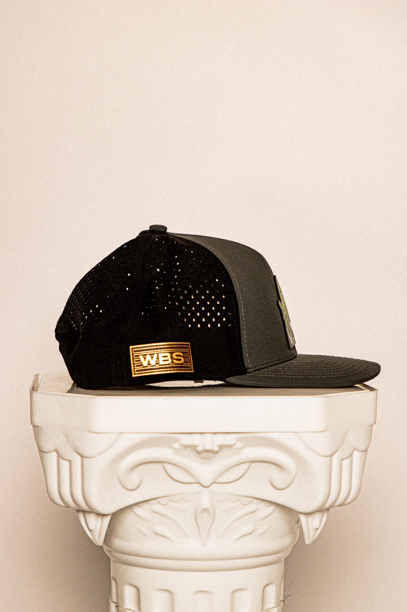 Champagne Pepe Hat — Heather Gray — gray2.jpg