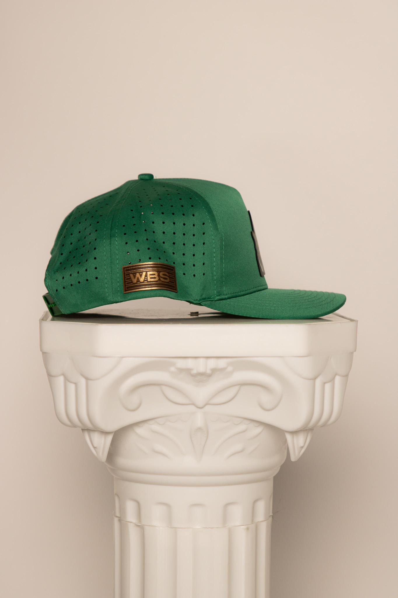 Champagne Pepe Hat — Leaf Green — leafgreen2.jpg